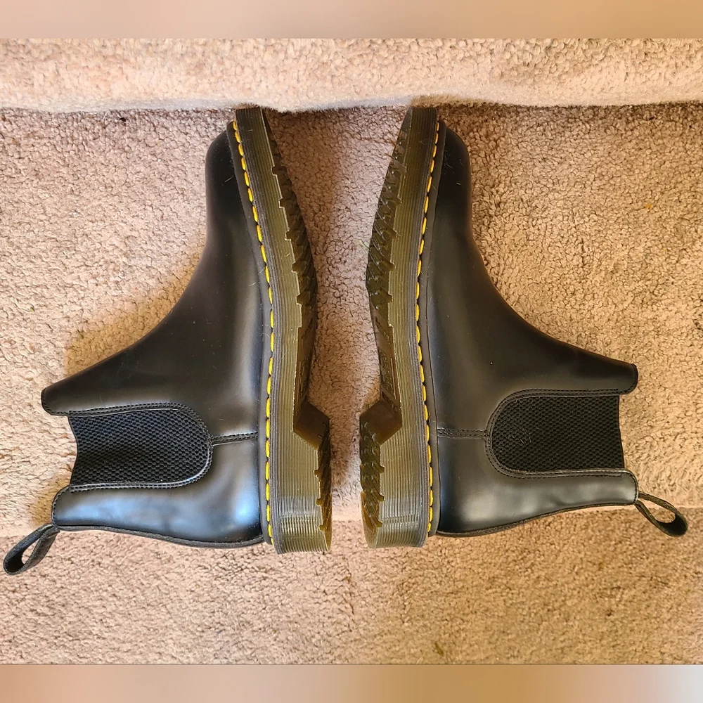Dr Martens US 7 Women Black Leather Chelsea Boots - Picture 10 of 17